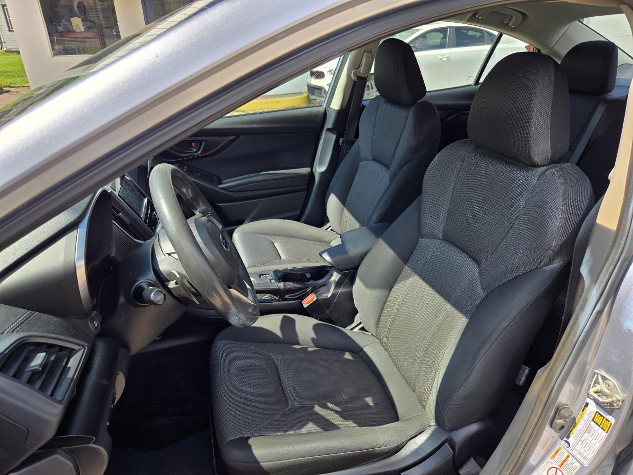 Subaru Impreza 2.0i Premium CVT 4-Door 2017