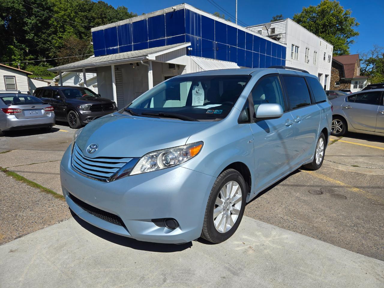 2016 Toyota Sienna LE AWD 7-Passenger V6