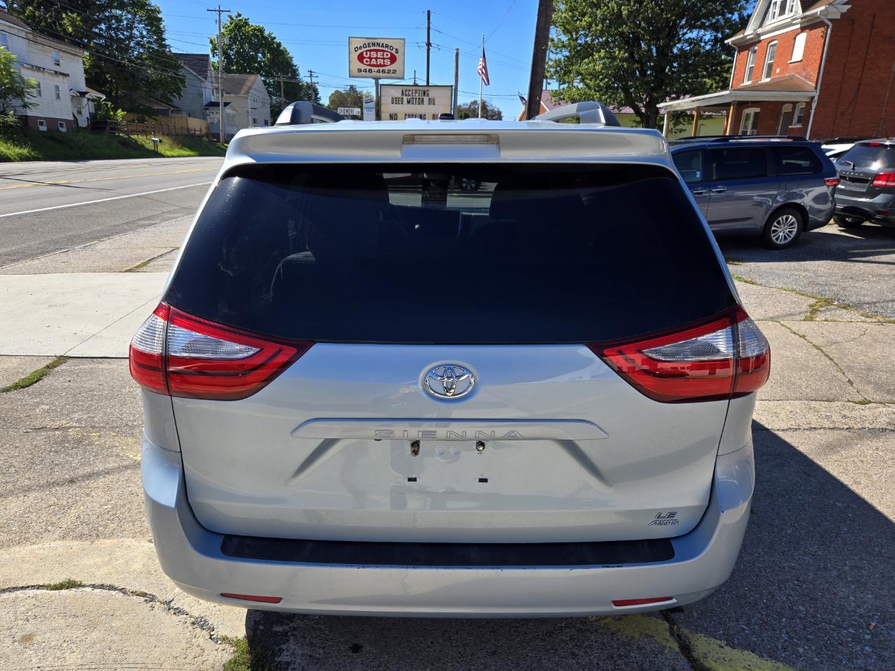 Toyota Sienna LE AWD 7-Passenger V6 2016