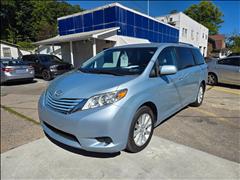 2016 Toyota Sienna 