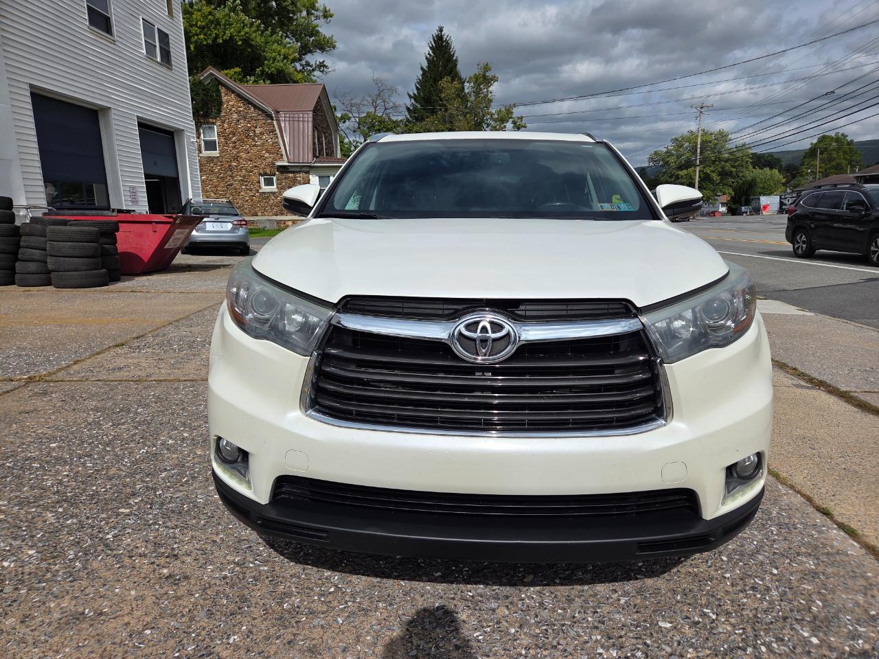 Toyota Highlander Limited AWD V6 2015