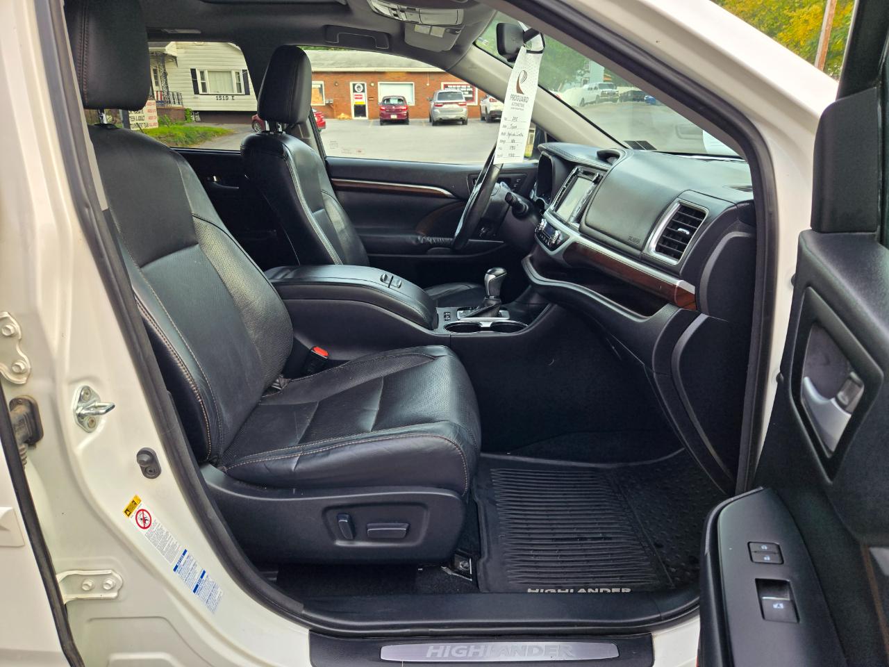 Toyota Highlander Limited AWD V6 2015