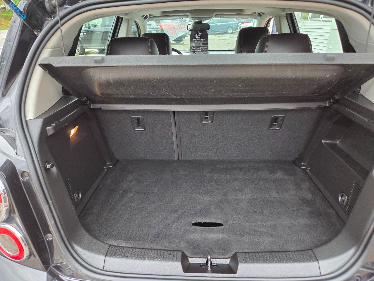 Chevrolet Sonic LTZ Auto 5-Door 2014