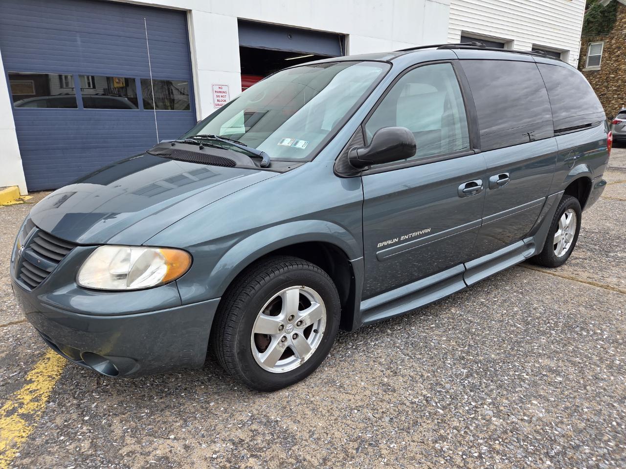 Dodge Grand Caravan SXT 2006
