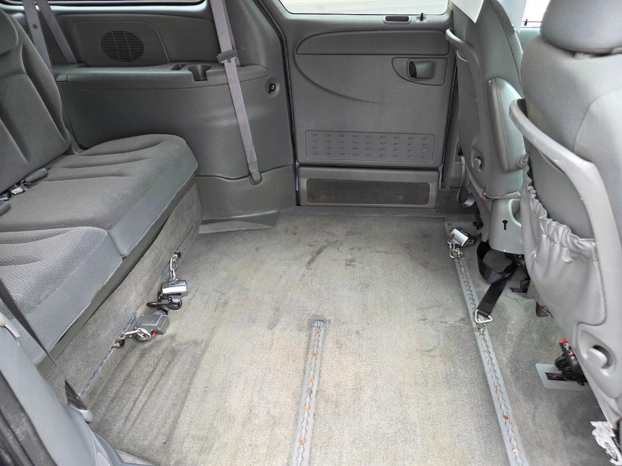 Dodge Grand Caravan SXT 2006