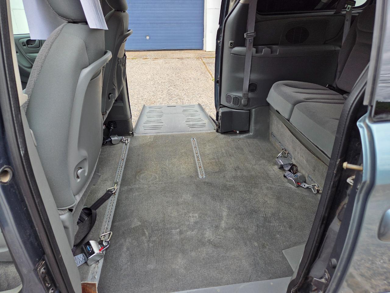 Dodge Grand Caravan SXT 2006