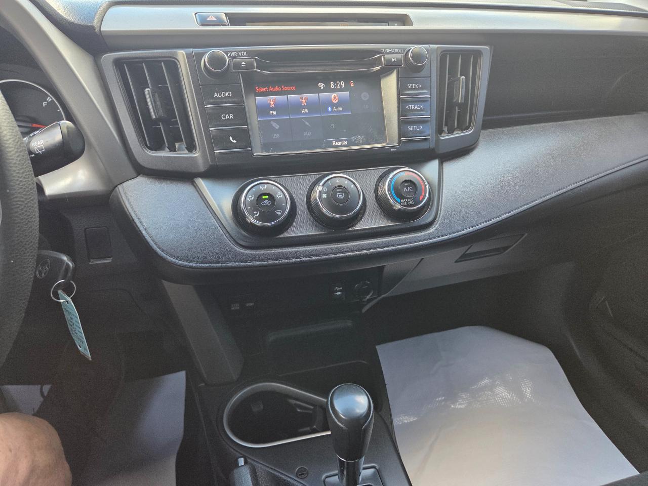 Toyota RAV4 LE AWD 2016