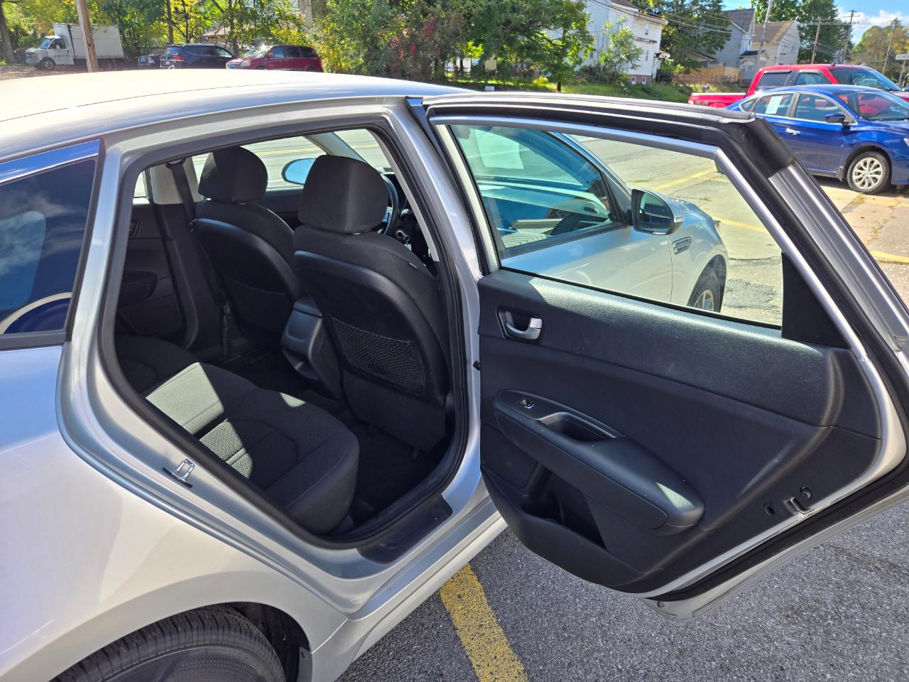Kia Optima LX 2020