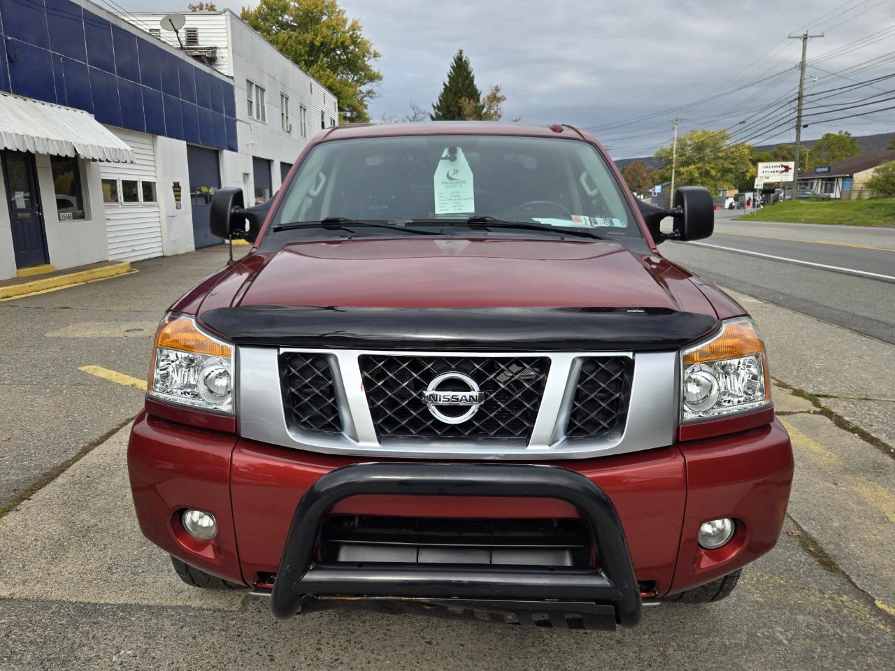 Nissan Titan PRO-4X Crew Cab 4WD 2015
