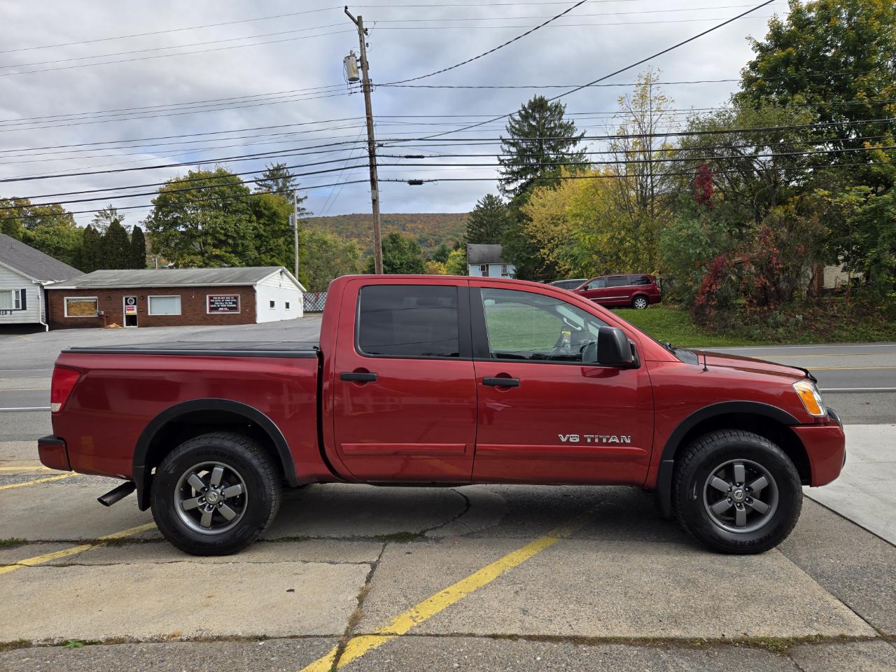 Nissan Titan PRO-4X Crew Cab 4WD 2015