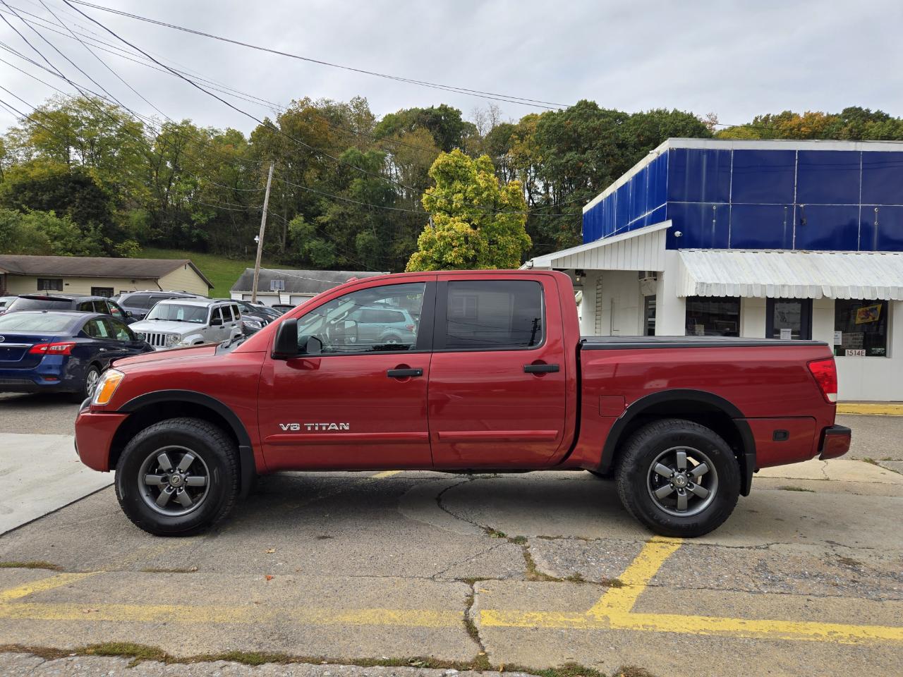 Nissan Titan PRO-4X Crew Cab 4WD 2015