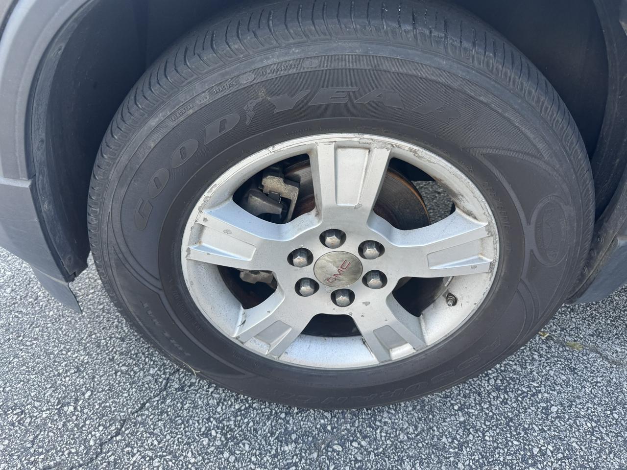 GMC Acadia FWD 4dr SLE 2007