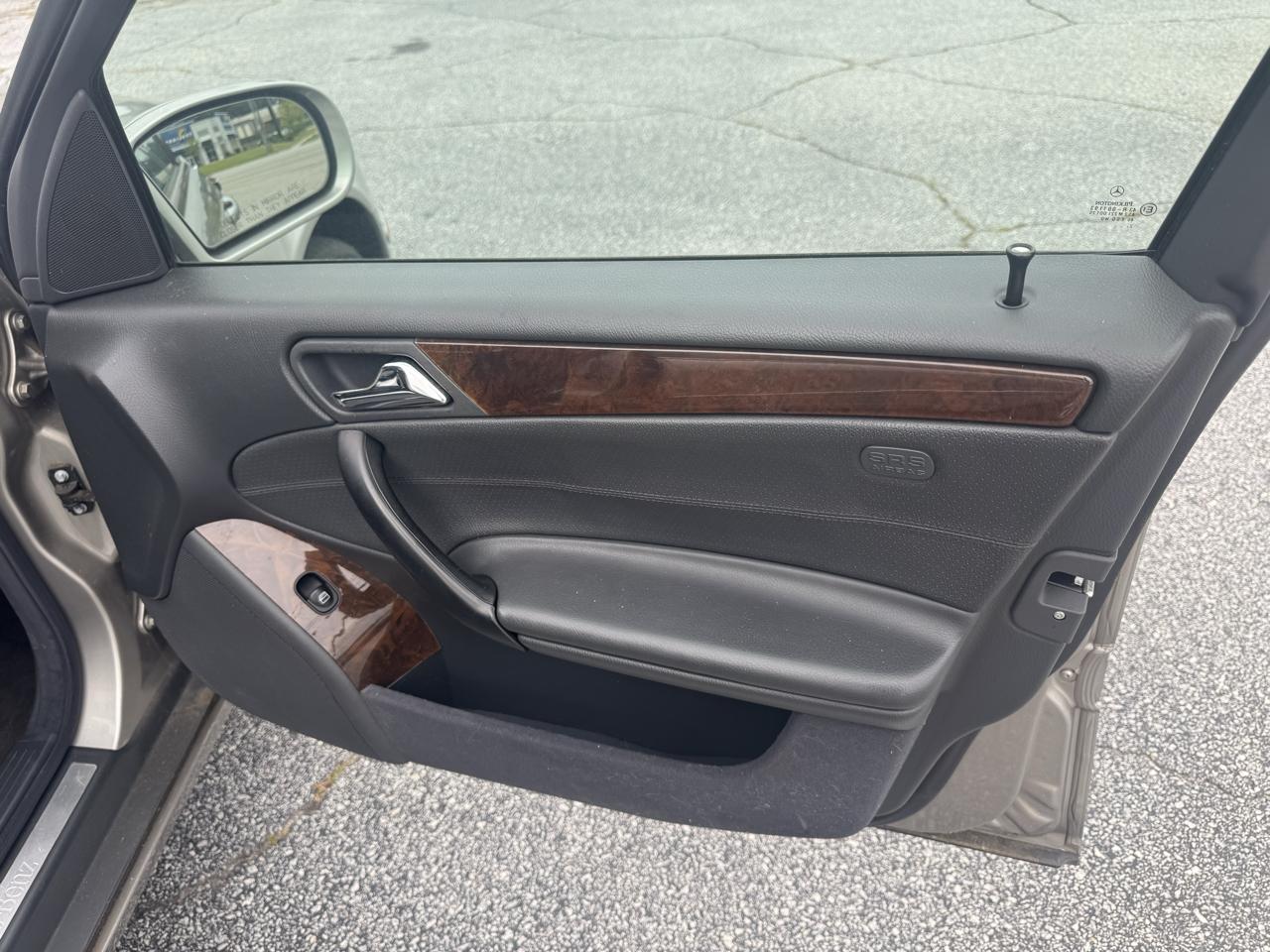 Mercedes-Benz C-Class 4dr Sdn 2.6L 2003