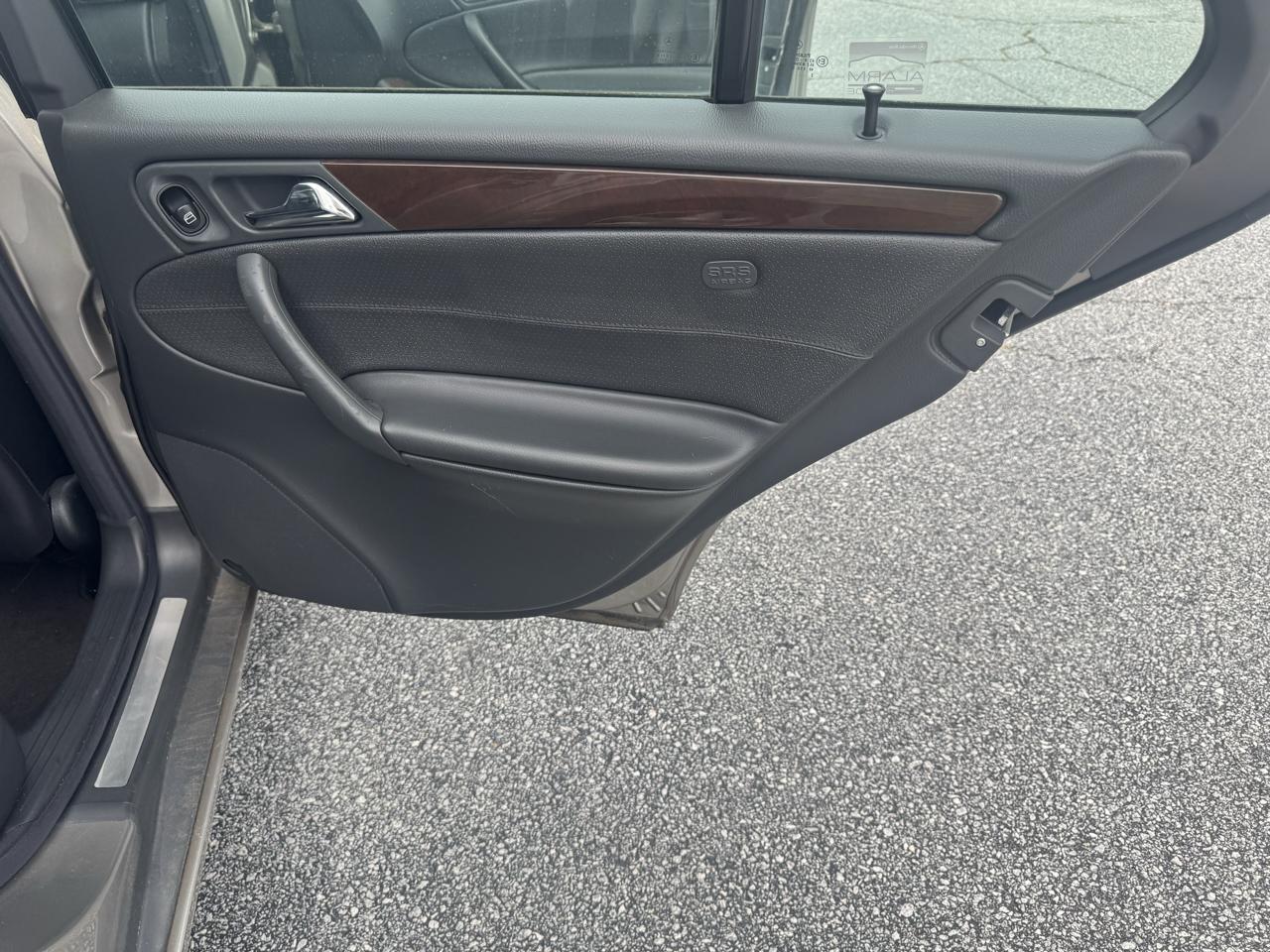 Mercedes-Benz C-Class 4dr Sdn 2.6L 2003