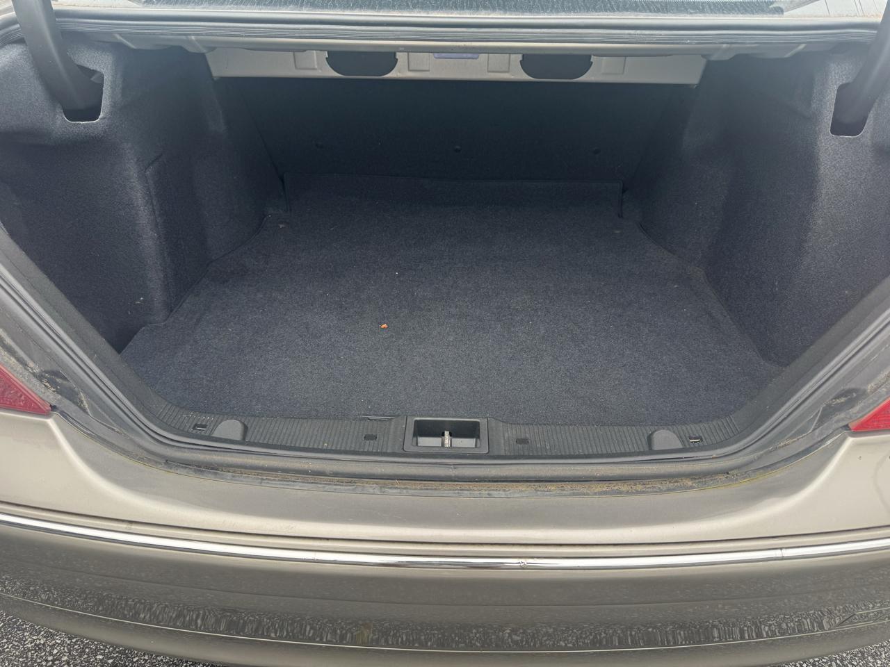Mercedes-Benz C-Class 4dr Sdn 2.6L 2003