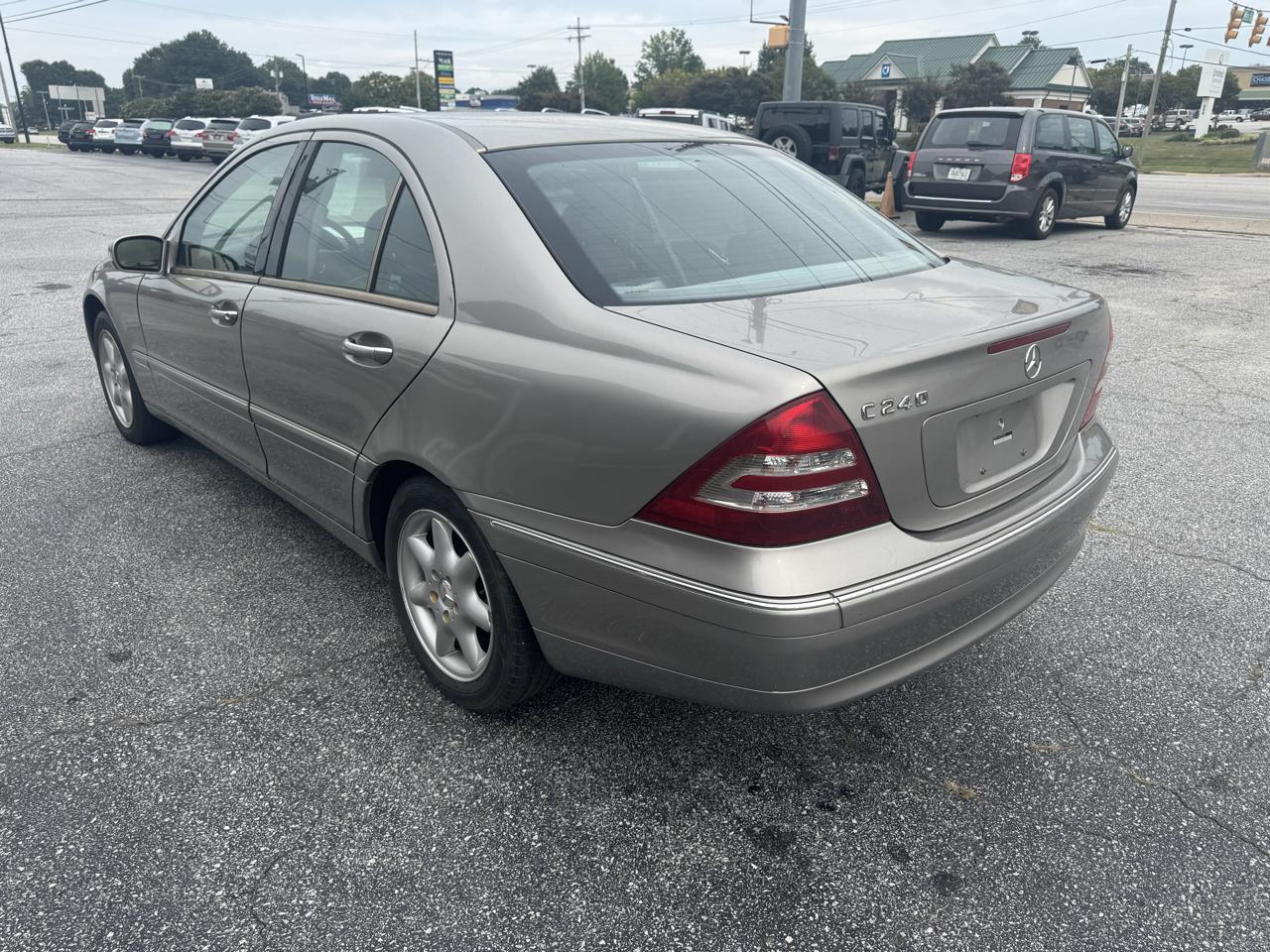 Mercedes-Benz C-Class 4dr Sdn 2.6L 2003