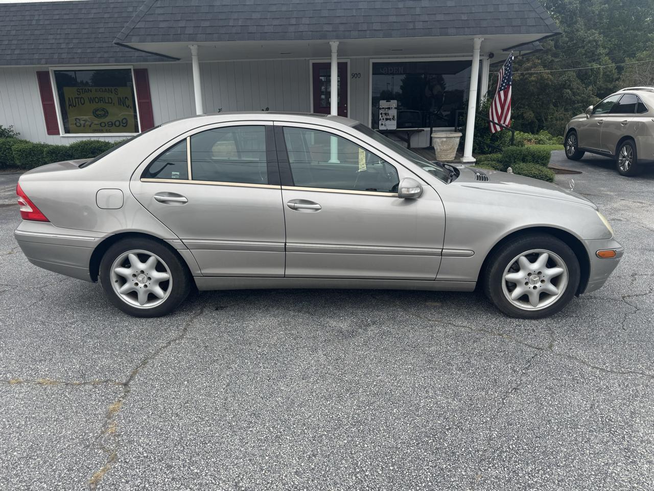 2003 Mercedes-Benz C-Class 4dr Sdn 2.6L
