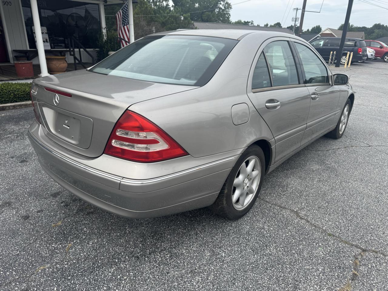 Mercedes-Benz C-Class 4dr Sdn 2.6L 2003
