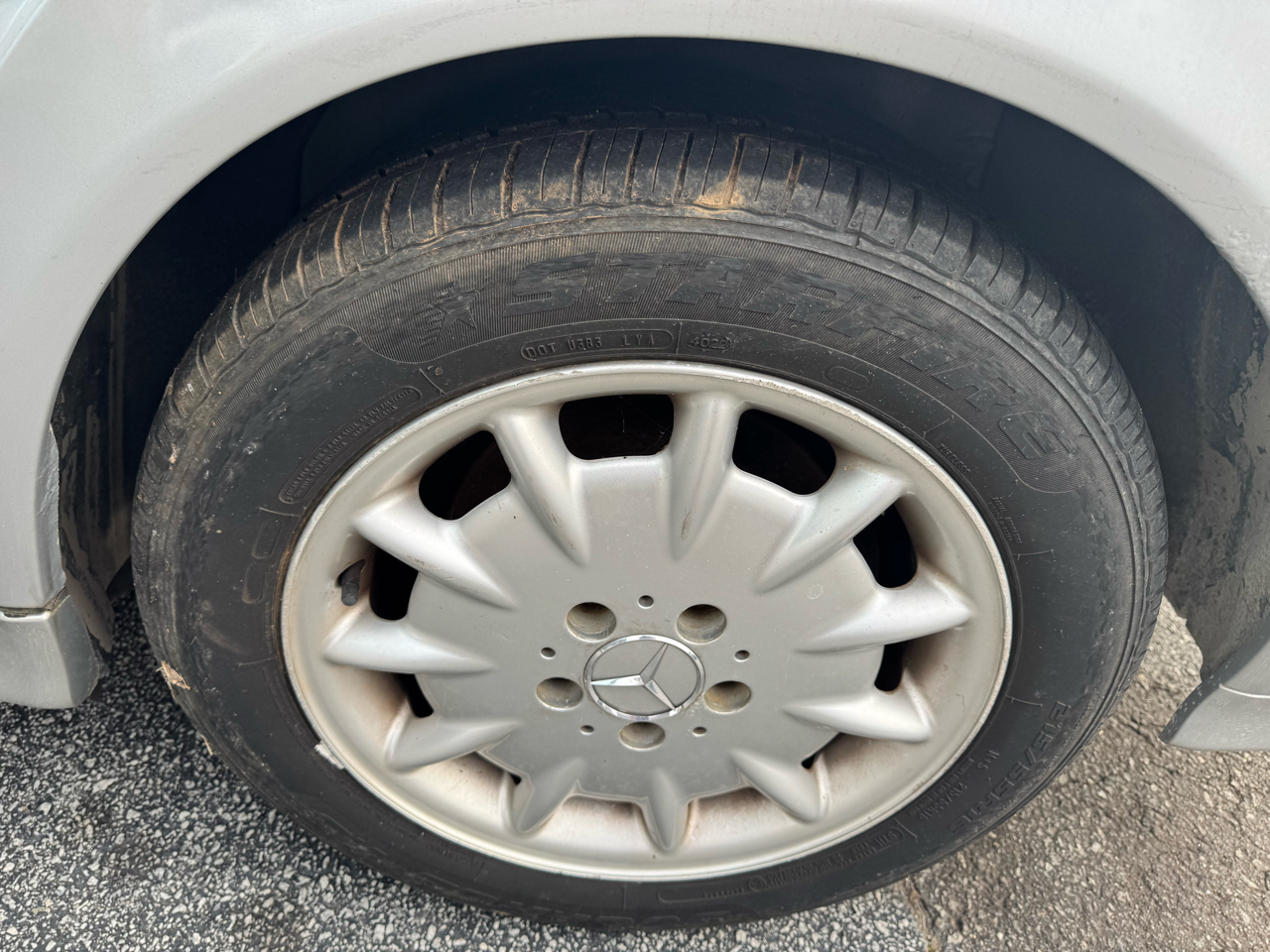 Mercedes-Benz E-Class Wagon E320 2002