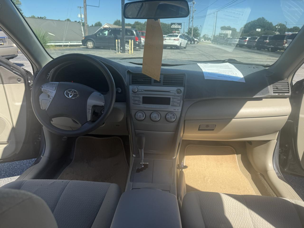 Toyota Camry Base 6-Spd AT 2011
