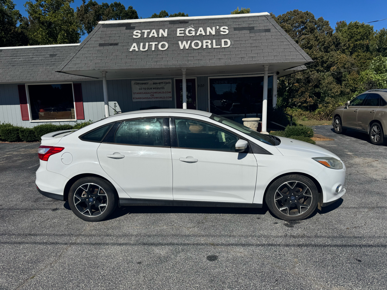 2013 Ford Focus SE Sedan