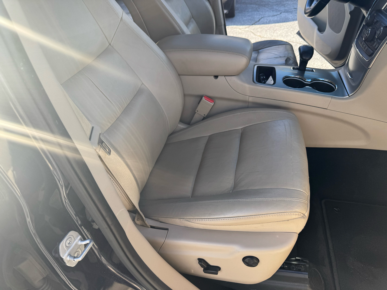 Jeep Grand Cherokee Limited 2WD 2014 Jeep Grand Cherokee Limited 2WD 2014