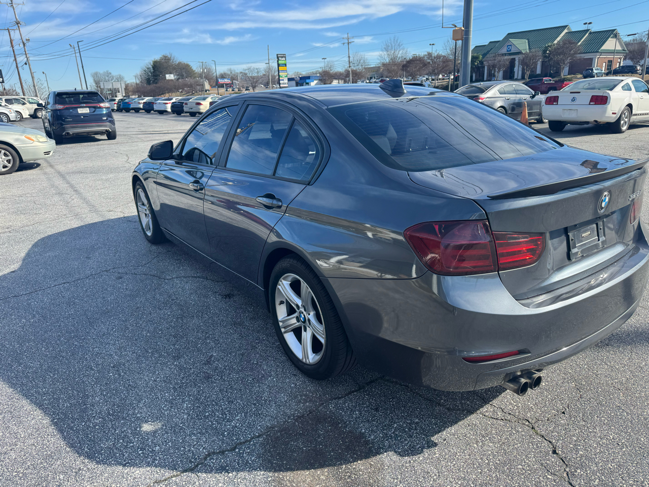BMW 3-Series 328i Sedan 2013