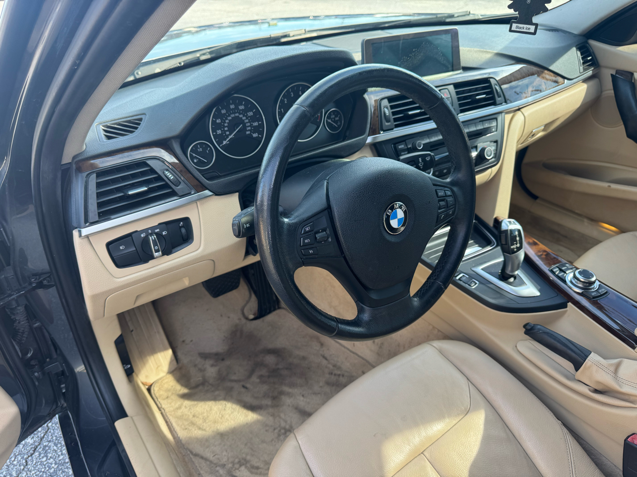 BMW 3-Series 328i Sedan 2013