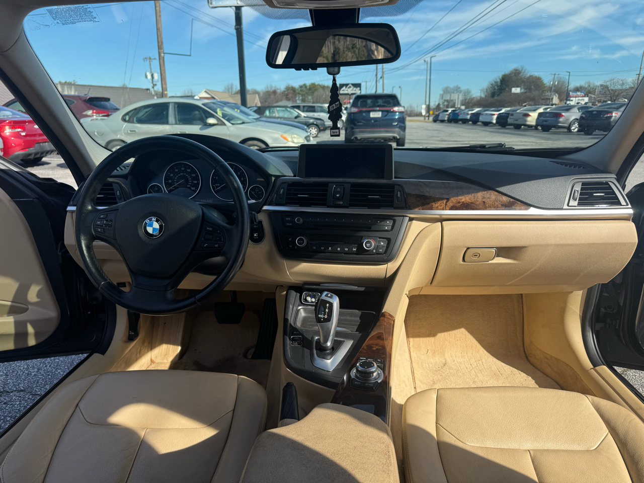 BMW 3-Series 328i Sedan 2013