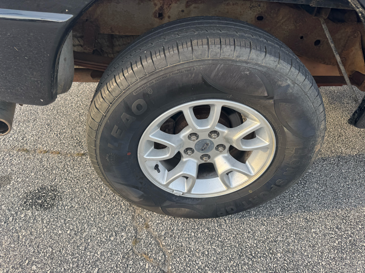 Ford Ranger 2dr Supercab 126" WB XLT 4WD 2011