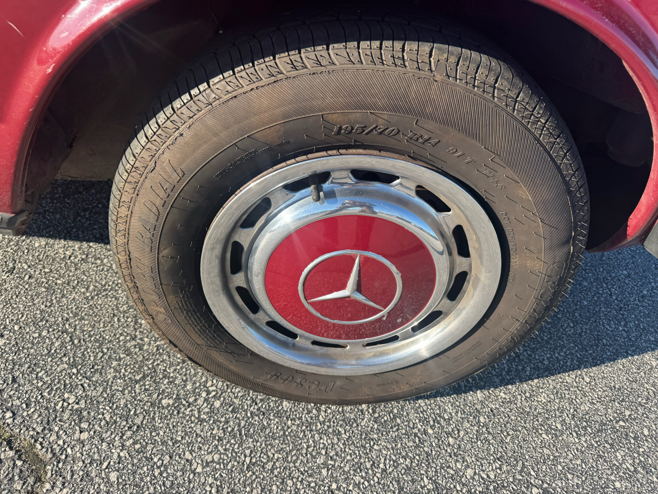 Mercedes-Benz 300 CD  1977