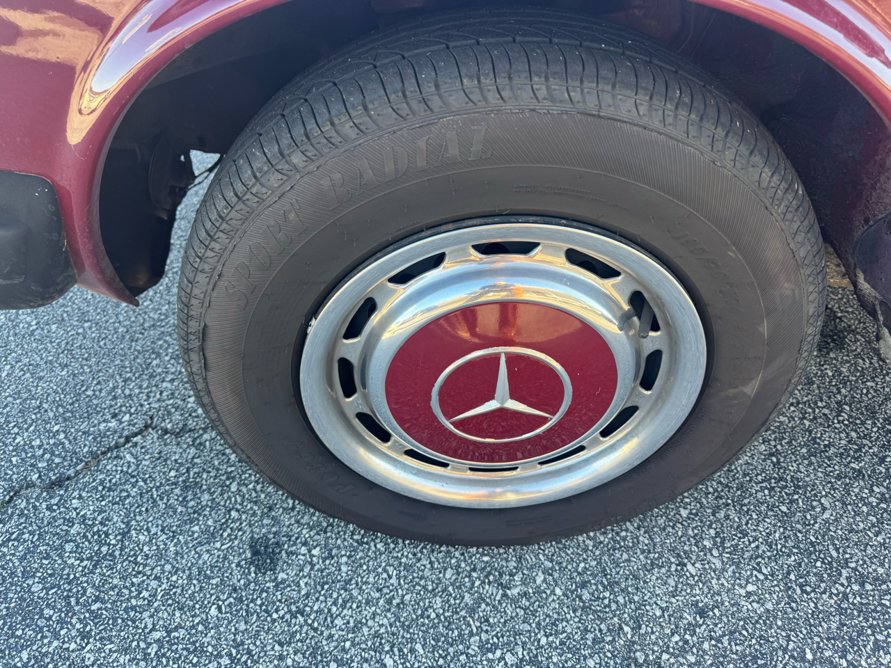 Mercedes-Benz 300 CD  1977