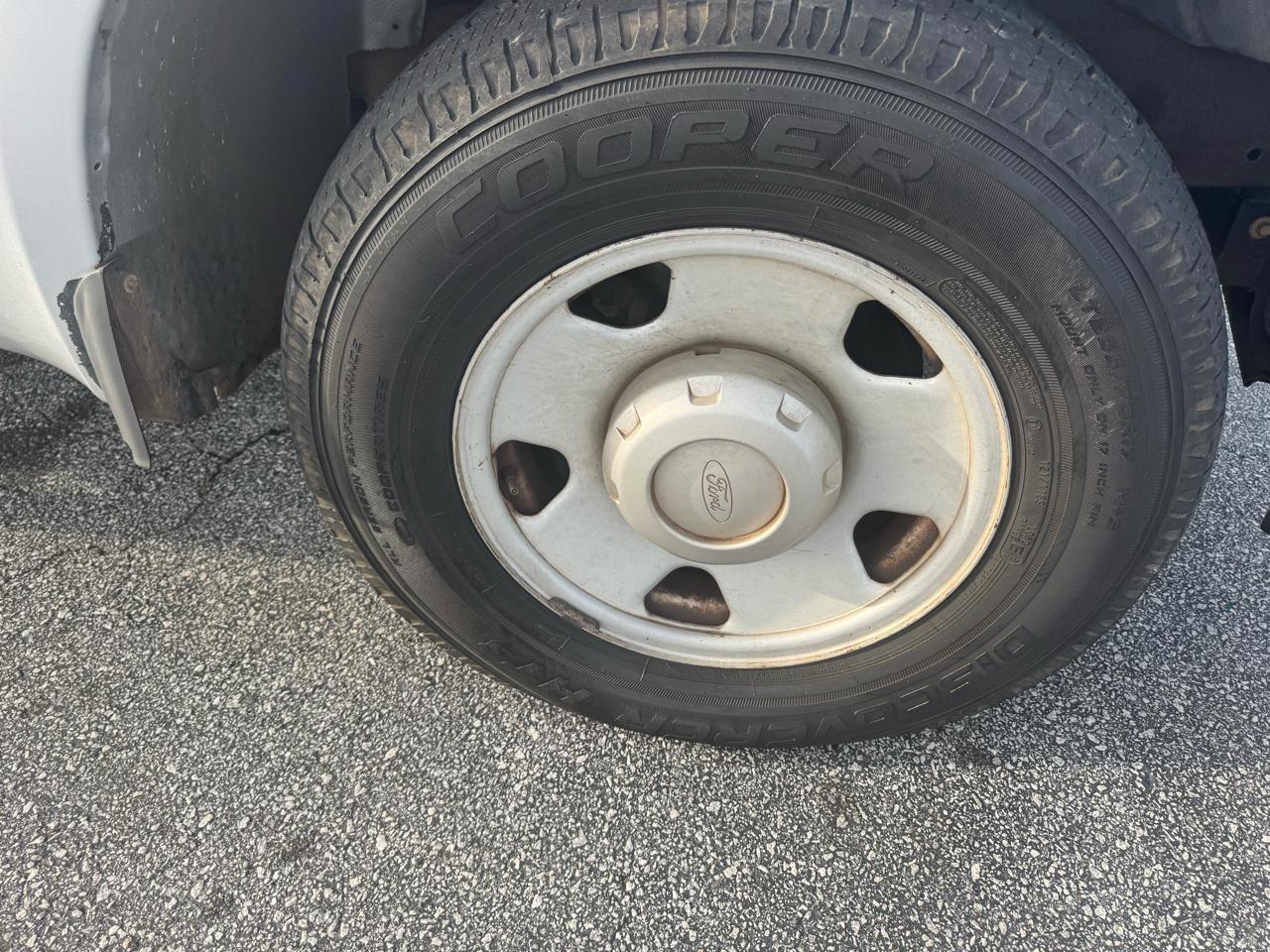 Ford F-350 SD XL 2WD 2006