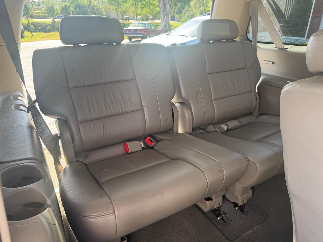 Toyota Sequoia SR5 2WD 2005