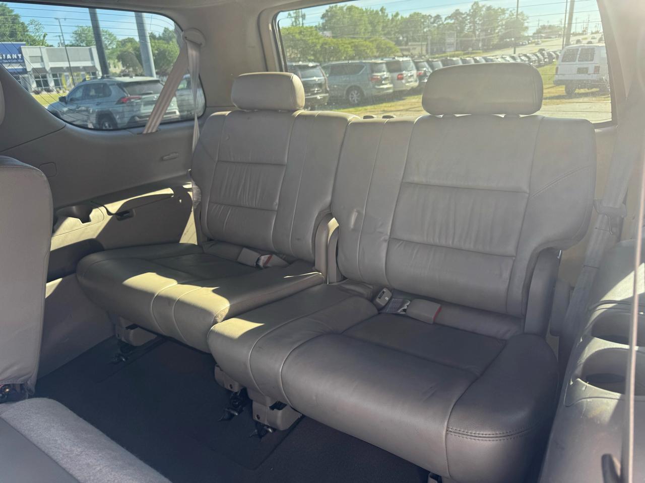 Toyota Sequoia SR5 2WD 2005