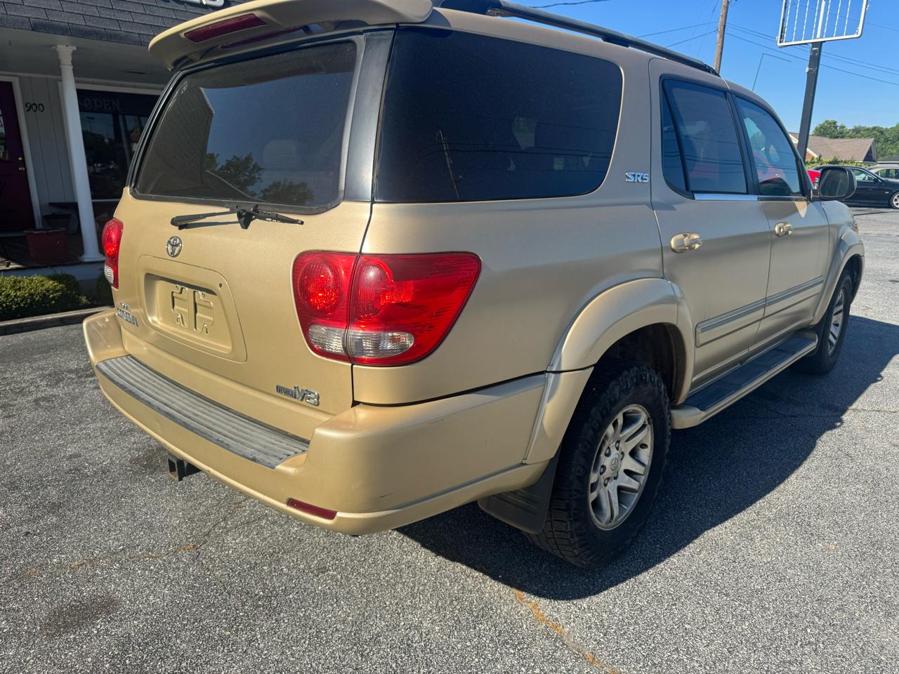 Toyota Sequoia SR5 2WD 2005