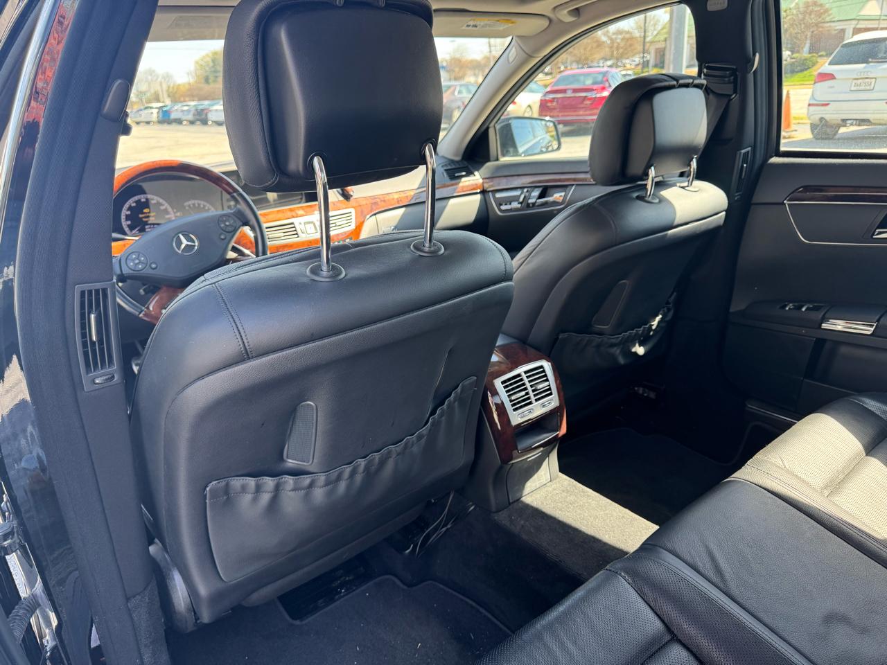 Mercedes-Benz S-Class S550 2013