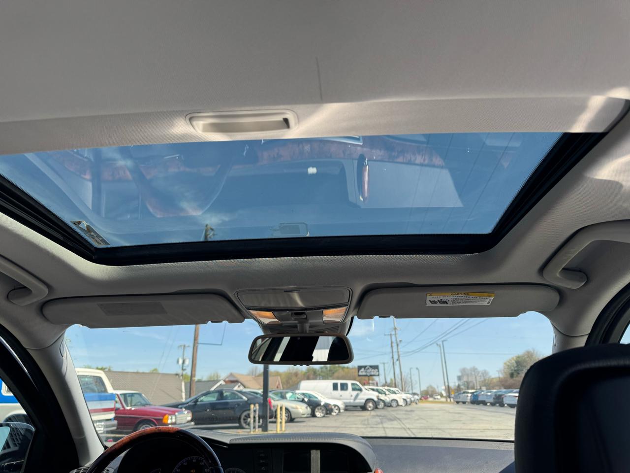 Mercedes-Benz S-Class S550 2013