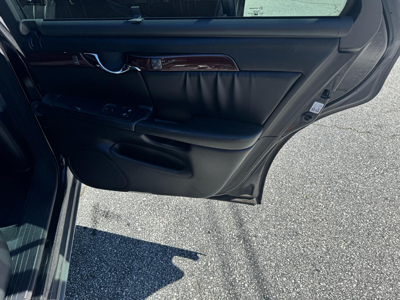 Cadillac DeVille DHS 2004