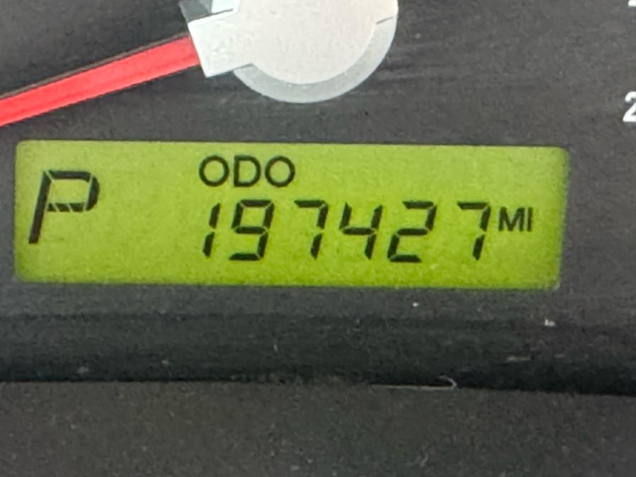 Hyundai Entourage GLS 2008