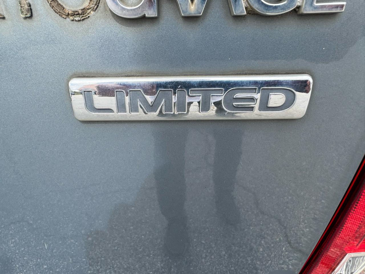 Hyundai Entourage GLS 2008