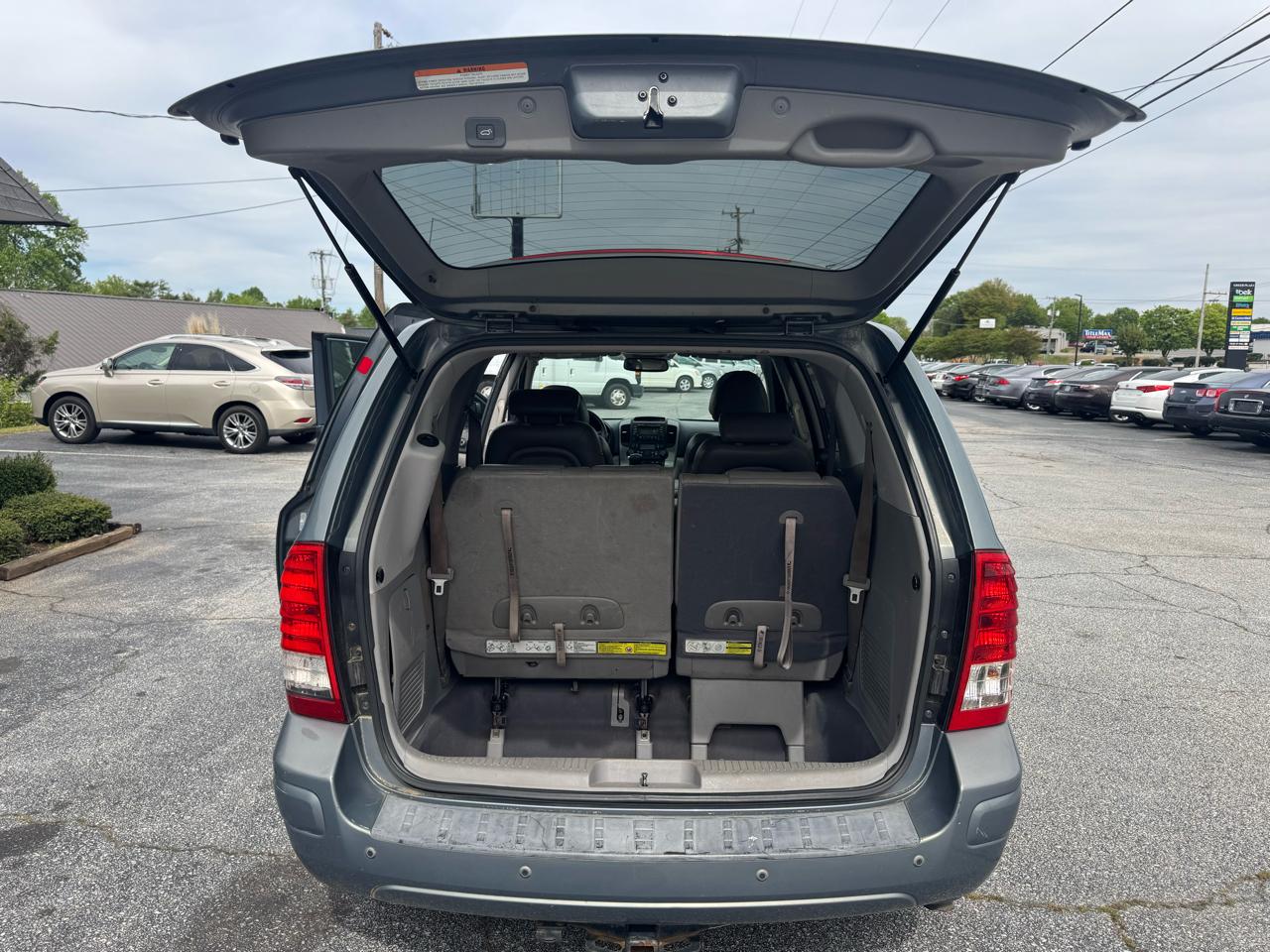 Hyundai Entourage GLS 2008