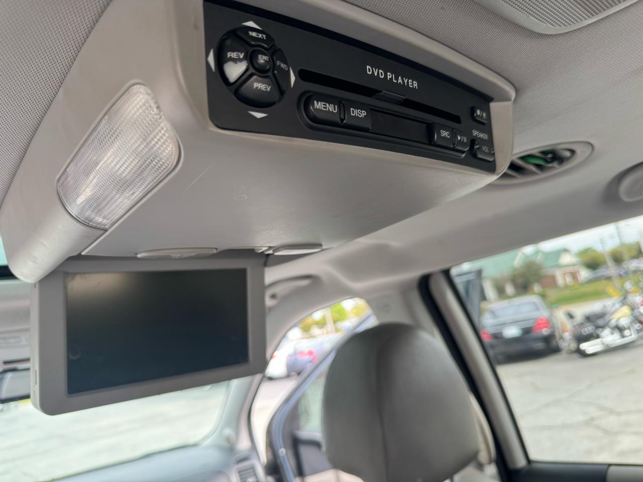 Hyundai Entourage GLS 2008