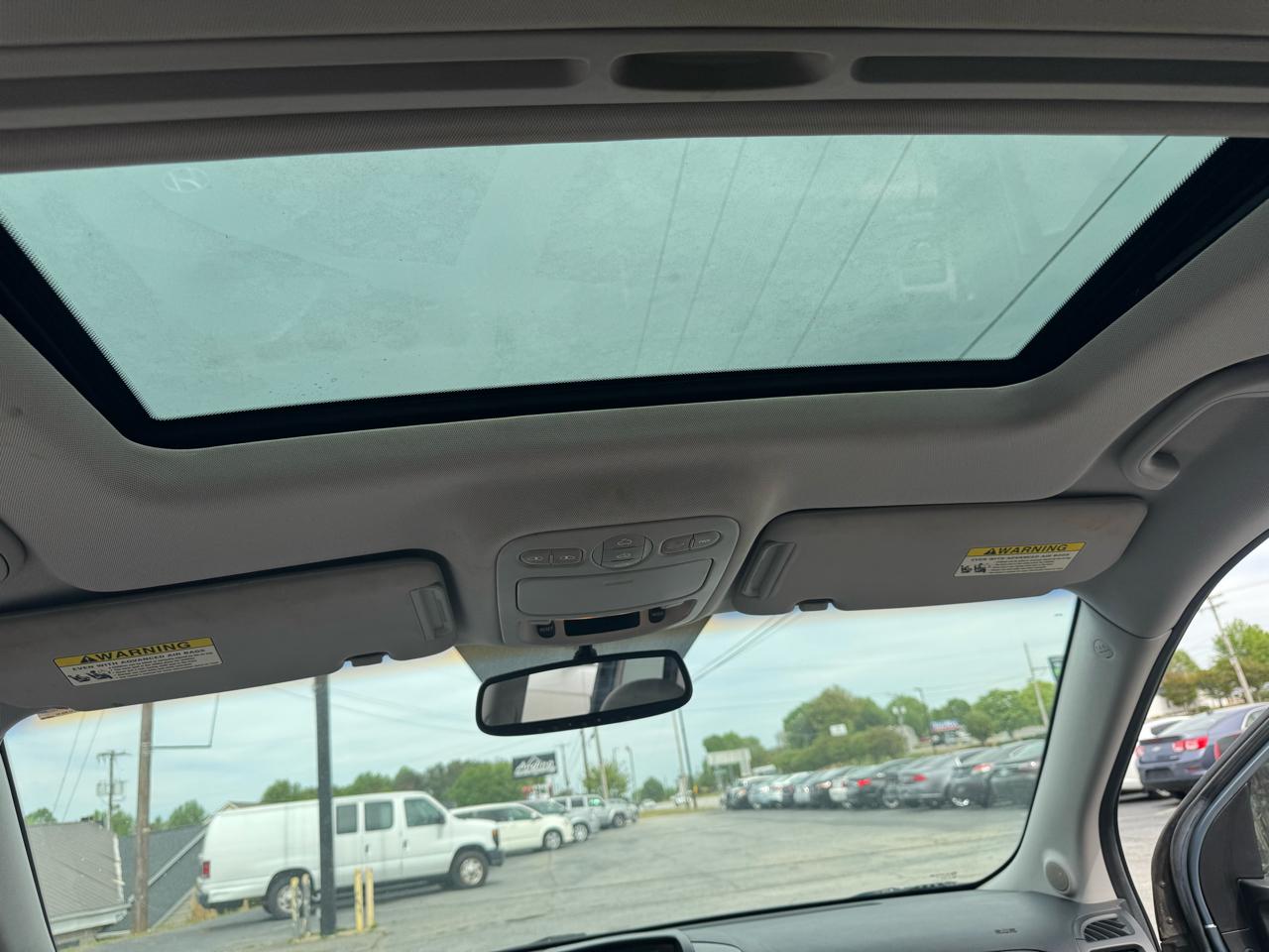 Hyundai Entourage GLS 2008