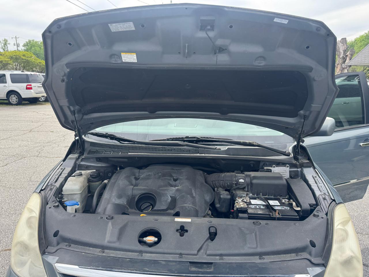 Hyundai Entourage GLS 2008