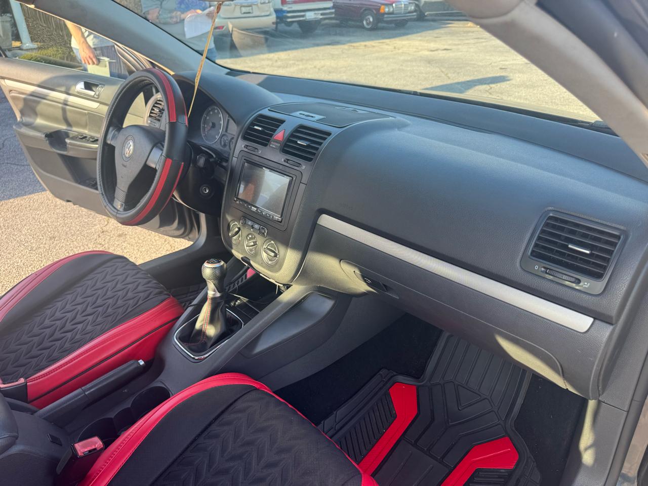 Volkswagen Jetta SE 2009