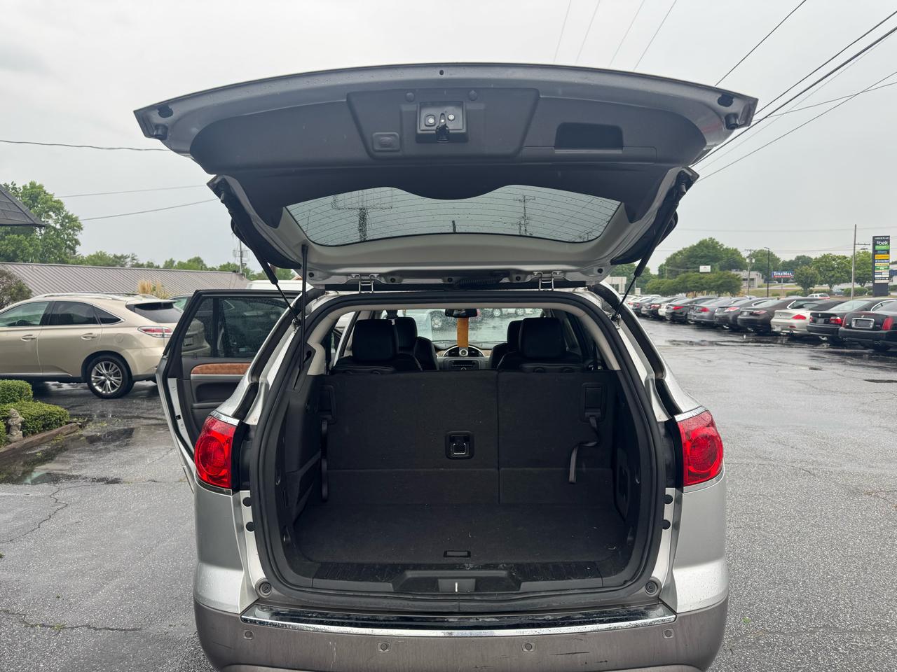 Buick Enclave AWD 4dr CXL-1 2011