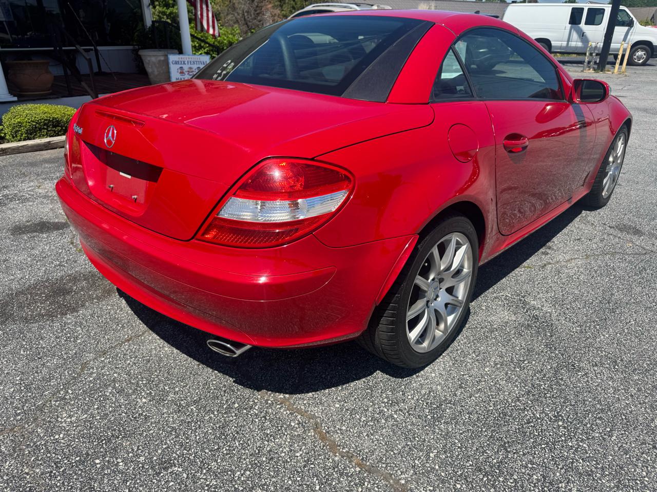 Mercedes-Benz SLK-Class Roadster 3.5L 2005