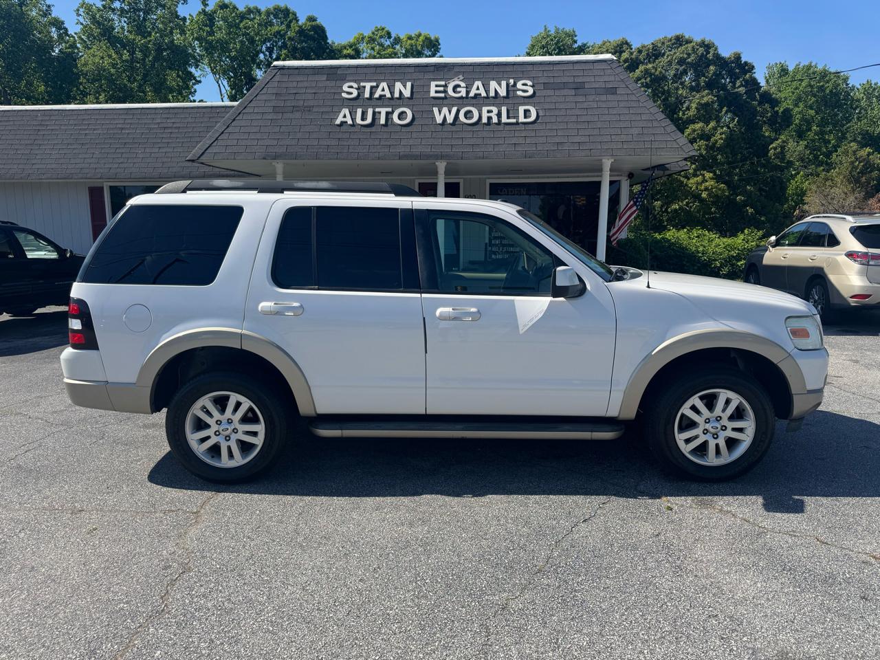 Ford Explorer 4WD 4dr Eddie Bauer 2010