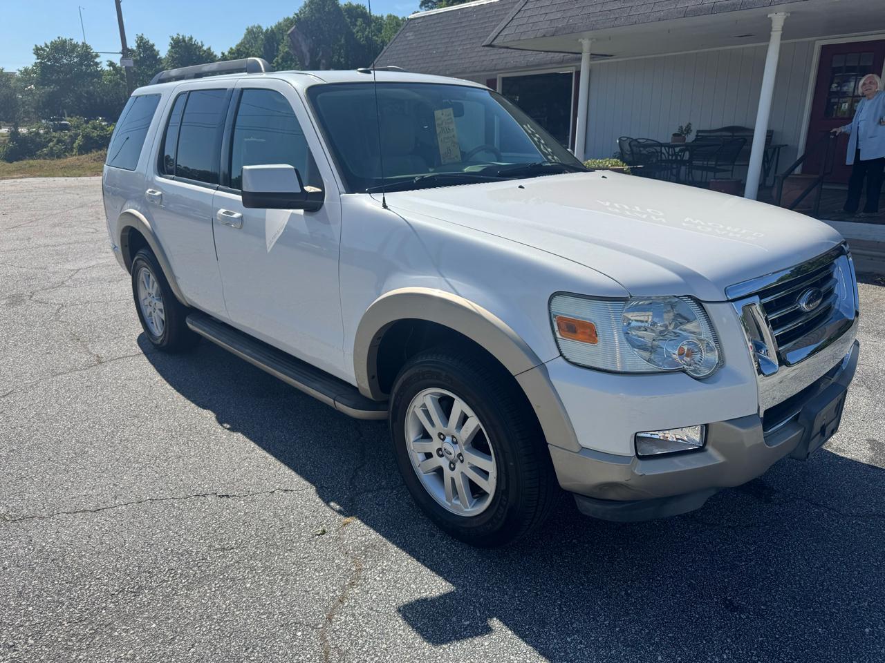 Ford Explorer 4WD 4dr Eddie Bauer 2010